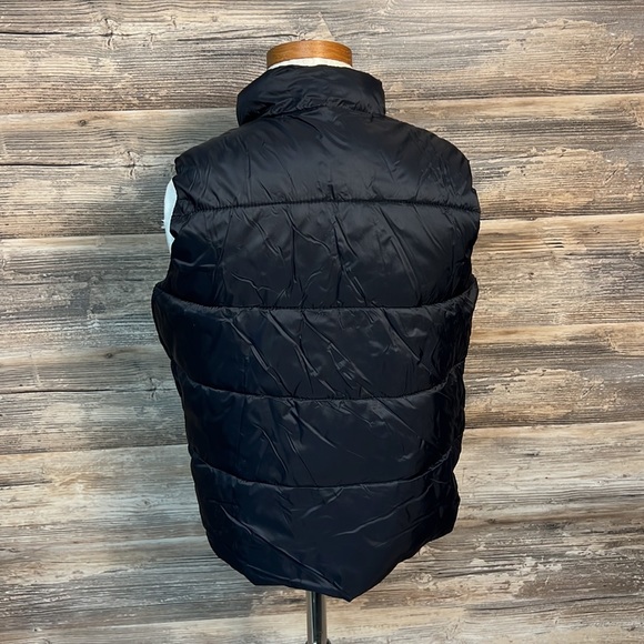 Old Navy Boy's Puffy Black Winter Vest Size S EUC - Picture 3 of 4